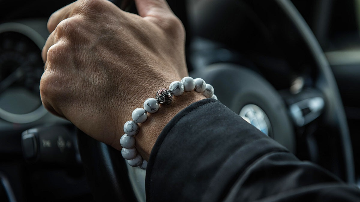 Howlite and Silver Bracelet